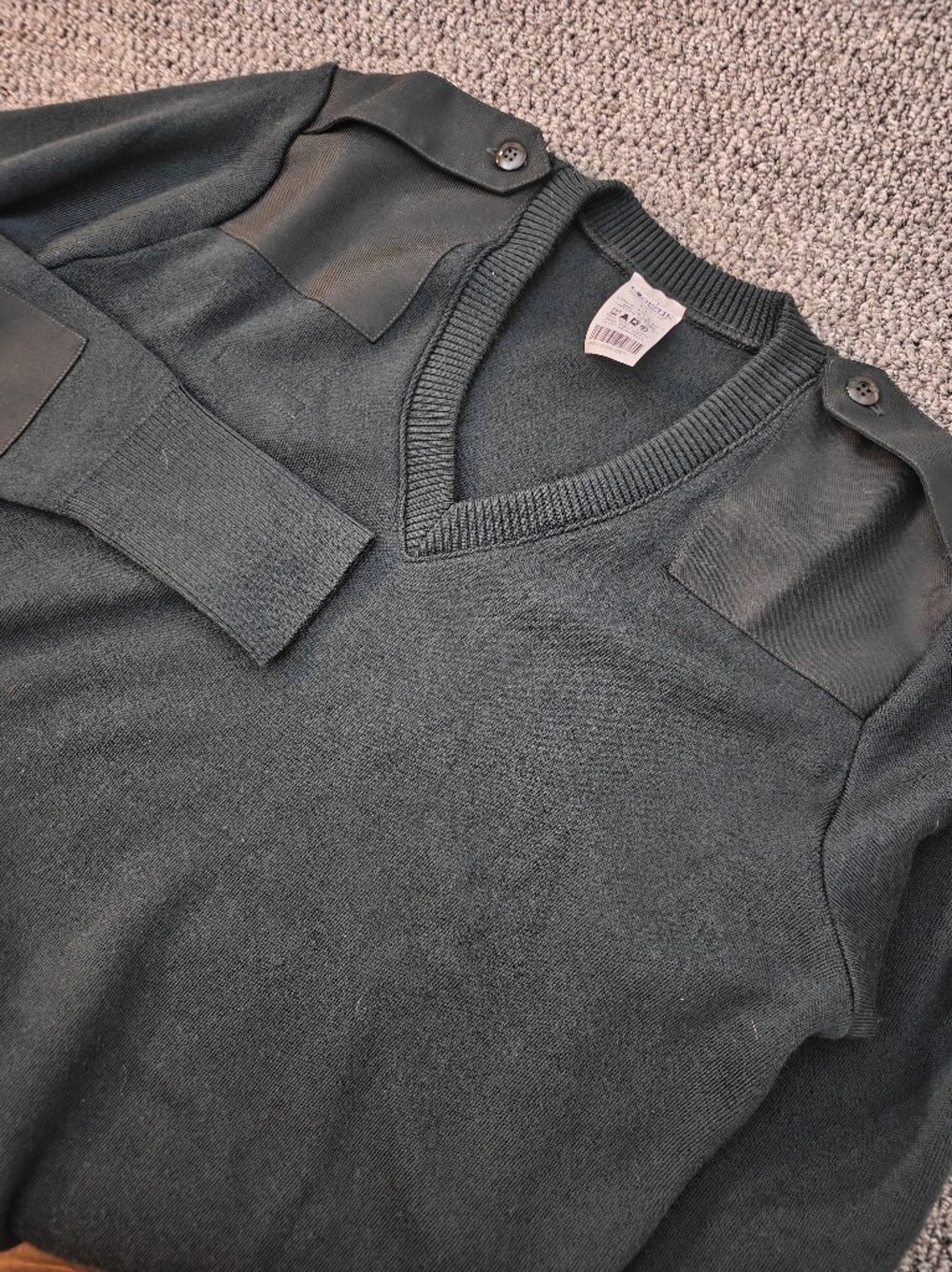 Logistik Unicorp Men's Dark Black Wool V-Neck Uniform Sweater Size S